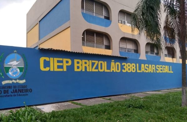 Bomba caseira explode em Ciep de Belford Roxo e deixa 10 alunos feridos na manhã desta sexta (08); bombeiros foram acionados   