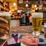A conversa se dividia entre a falta de sanidade mental de Donald Trump, como diziam uns, ou a sua maldade.