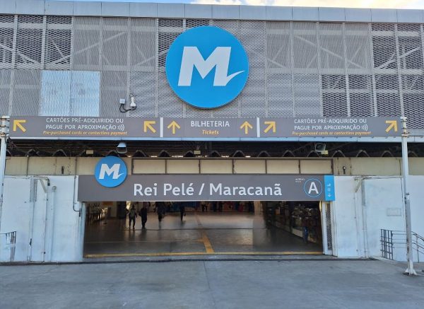 Fachada da Estação Rei Pelé/Maracanã do Metrô Rio