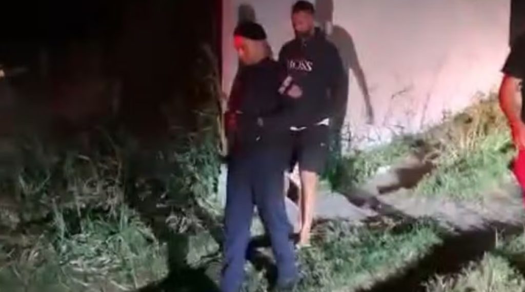 Goleiro Bruno é preso em São Pedro da Aldeia após 2 meses foragido