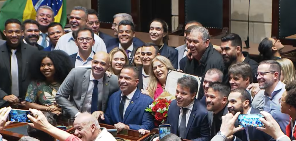 Rosa Fernandes é surpreendida com 'festa de aniversário' que lotou o plenário da Câmara do Rio 62 image 31