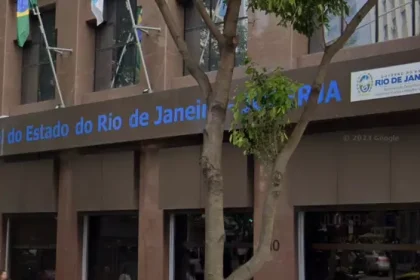 Fachada da Junta Comercial do Estado do RJ (Jucerja), responsável pelo registro de novas empresas
