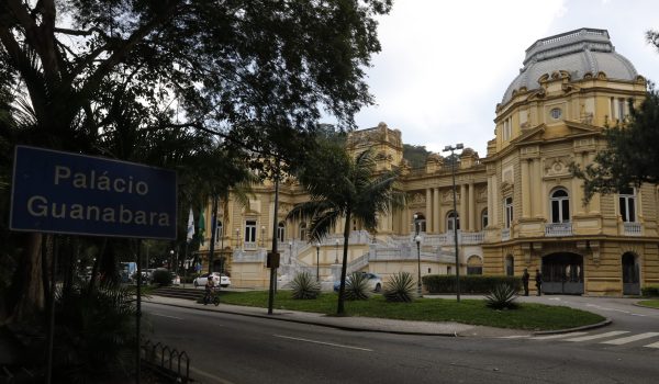 Em dois dias, Casa Civil soma 206 exonerações no governo do estado do Rio; terça (19) tem cortes na própria pasta e na Educação