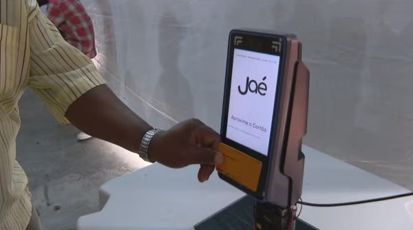 Nova data: Cavaliere anuncia que o fim do pagamento em dinheiro nos ônibus municipais do Rio será no dia 28 de junho