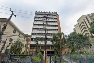 Edifício na Rua Santa Alexandrina, 416, no Rio Comprido