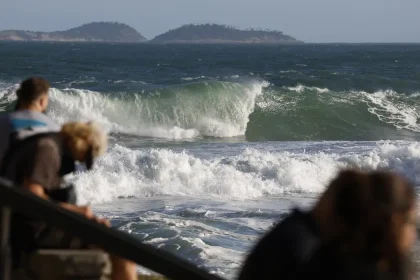Mar do Rio sob efeito de ressaca