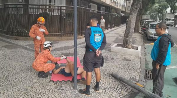 Vítima de queda de semáforo em Copacabana segue internada e denuncia falta de assistência do poder público: ’48 horas e nenhum contato’