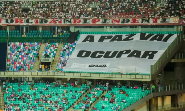 Arquibancada de estádio; torcedores que frequentam jogos são principal público alvo da Casa do Torcedor
