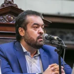 Defesa de Cláudio Castro pede revisão da inelegibilidade e nega ato pessoal no caso Ceperj