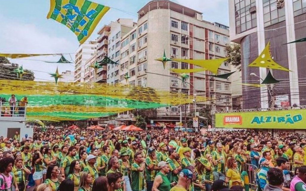 Após virada do Brasil contra o Japão, agentes da Lei Seca reforça fiscalização no entorno e fan fests no Rio