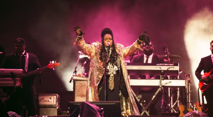 Lauryn Hill, que se apresenta em Botafogo no show do festival Global Citizen Live