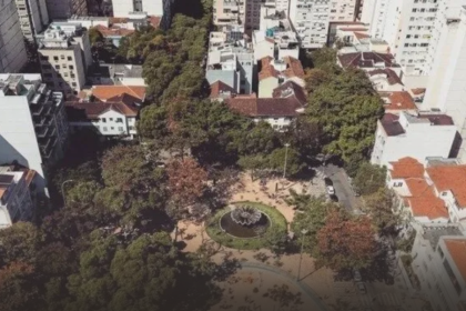 Imagens aéreas do bairro Peixoto, citado no projeto do Praça Onze Maravilha