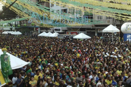 Festa de Copa do Mundo no Alzirão