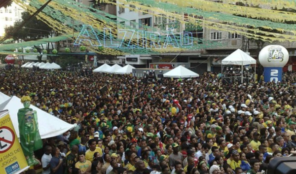 Festa de Copa do Mundo no Alzirão