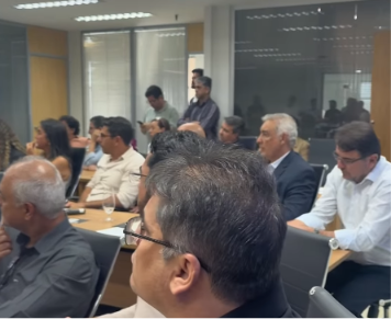 Em menos de uma semana, prefeito de Quissamã aperta a mão de três pré-candidatos a governador 62 Captura de tela 2026 06 23 192052