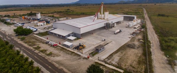 Fábrica de argamassa da Santa Luzia, em Itaguaí