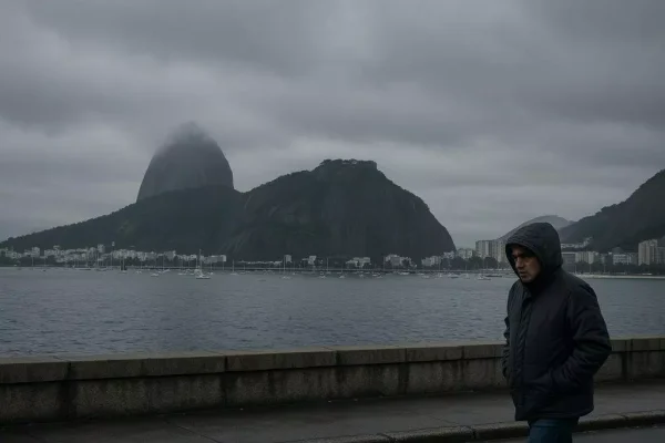 Rio bate recorde de frio em 2026 pelo terceiro dia seguido; mínima chega a 11,3°C 59 Frio no Rio de Janeiro