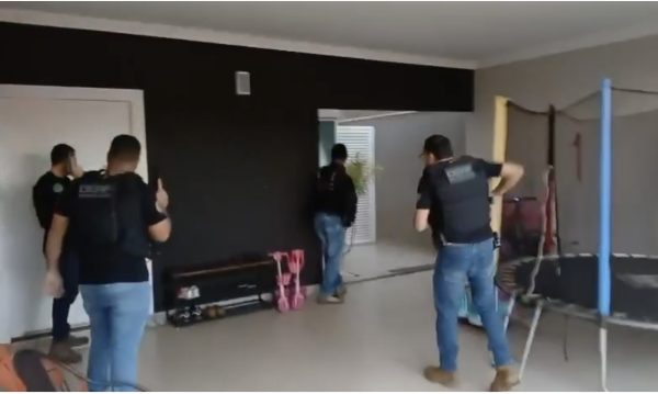 Operação no Rio mira esquema de lavagem de dinheiro do Comando Vermelho; investigações apontam movimentações de R$ 116,6 milhões