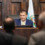Durante seu discurso, o presidente da Alerj rebateu declarações recentes do governador interino, desembargador Ricardo Couto, que criticou a criação da comissão especial
