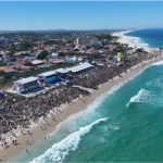 Praia de Saquarema durante etapa da WSL em 2025