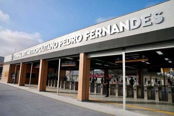 O BRT Metropoliano avança: ônibus de Queimados, Nilópolis e Belford Roxo vão chegar ao Terminal Pedro Fernandes, ou Margaridas, a partir de domingo