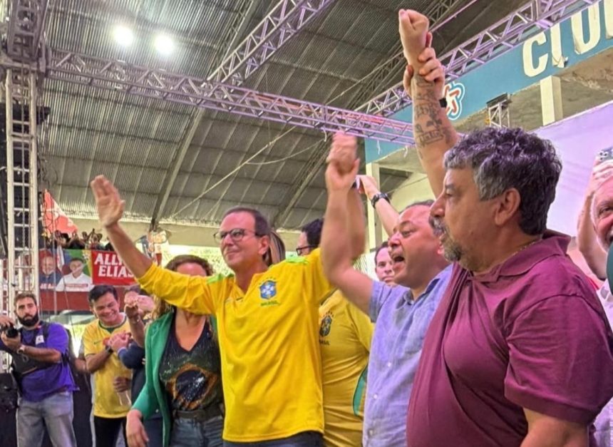 O ex-prefeito Eduardo Paes em evento em São Gonçalo com aliados