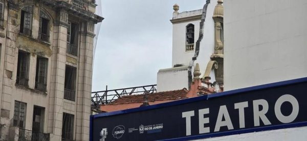 Sem telhado há dois anos, igreja ligada aos últimos momentos de Tiradentes está em péssimo estado no Centro do Rio