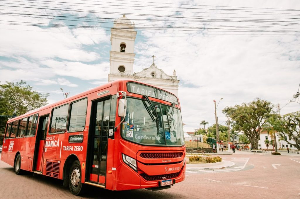 Maricá anuncia eletrificação de toda a frota dos ‘vermelhinhos’ até 2028; investimento total será de R$ 100 milhões