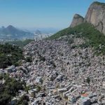 A Favela da Rocinha e o Complexo do Alemão vão receber obras de urbanização orçadas em R$ 560 milhões