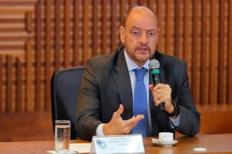 Ricardo Couto criticou comissão da Alerj e defendeu a autonomia entre os Três Poderes