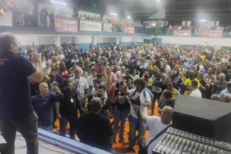 Assembleia do Sindicato dos Rodoviários do Rio confirmou a greve nos ônibus municipais nesta segunda-feira