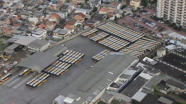 Audiência de conciliação, marcada para terça (30), busca pôr fim à greve dos rodoviários do Rio; sindicato alega dificuldade para cumprir decisão judicial 48 Audiência de conciliação, marcada para terça (30), busca pôr fim à greve dos rodoviários do Rio; sindicato alega dificuldade para cumprir decisão judicial