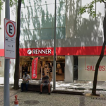 antigo prédio da Renner, que vai virar residencial