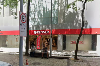 antigo prédio da Renner, que vai virar residencial