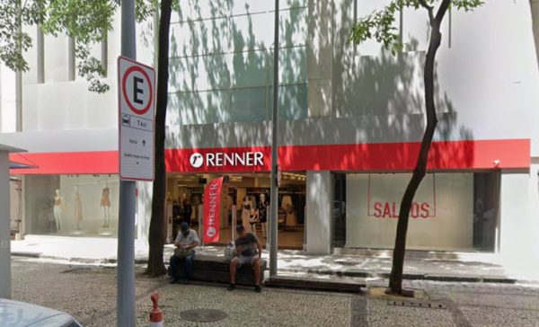 antigo prédio da Renner, que vai virar residencial