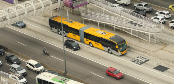 Eduardo Cavaliere promulga decreto que autoriza empréstimo de até R$ 1,8 bilhão para requalificação do BRT