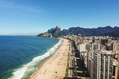 A Avenida Delfim Moreira, no Leblon, lidera o ranking das ruas mais caras do Rio