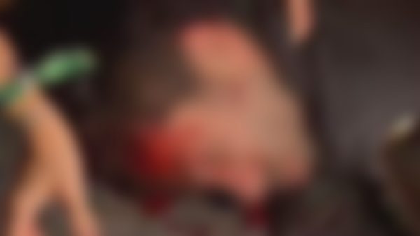 Homem é espancado até desmaiar em festa da Copa no Jockey Club — Foto: Reprodução