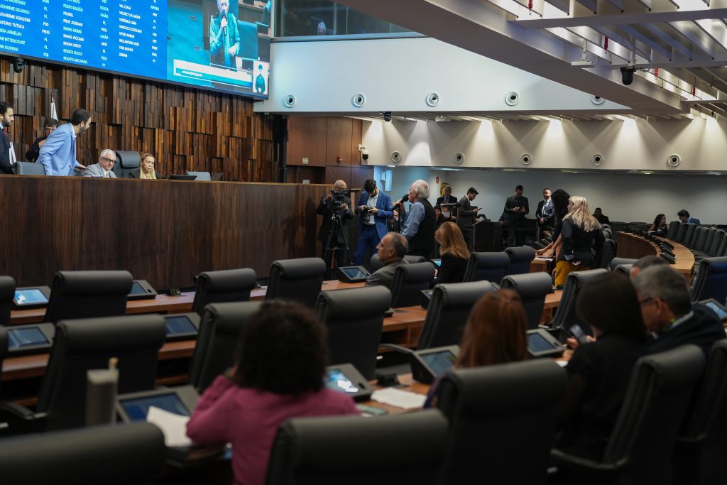 Alerj aprova, em primeira votação, planejamento do orçamento estadual para 2027