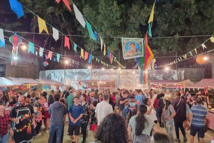 arraiá na Paróquia da Ressurreição, que aocntece no mesmo fim de semana da feira peruana do Museu da República