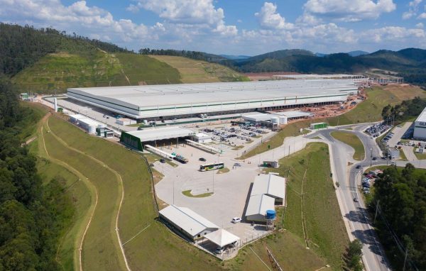 Mercado de galpões logísticos do estado do Rio registra queda da vacância e recuperação da demanda impulsionada pelo comércio eletrônico