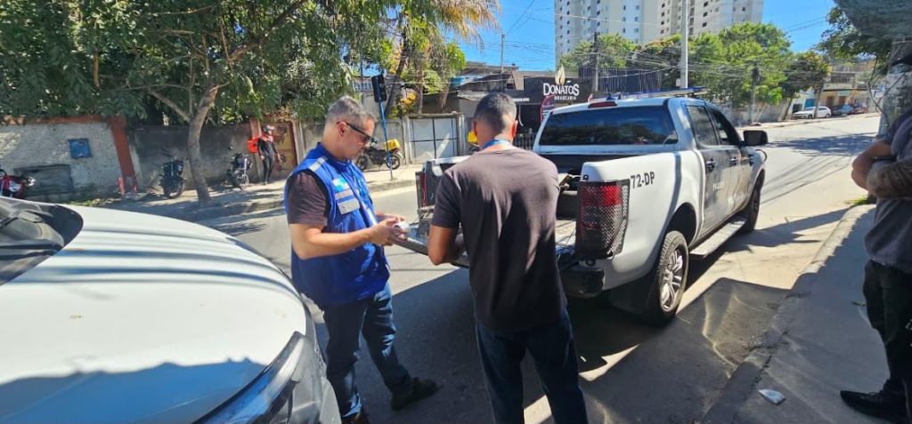 Detran-RJ interdita dois ferros-velhos em São Gonçalo; peças de carros roubados são recuperadas 62 2b2ad34b 8f2b 4316 8f86 068250e99d6d