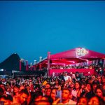 Público acompanha a edição de 2025 do 90's Festival. O evento foi autorizado a captar R$ 3 milhões pela Lei Estadual de Incentivo à Cultura para a edição de 2026.