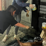 Ação social na Zona Sul da ONG Eu Ajudo Como Dá