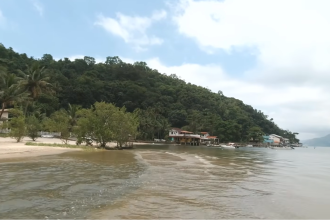 Praia das Flexeiras, na Ilha de Itacuruçá, em Managaratiba