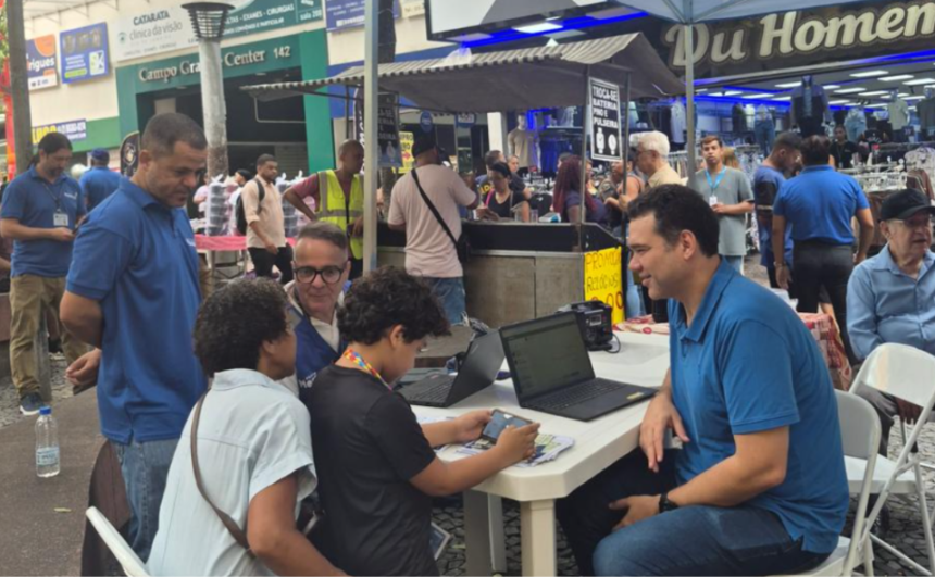 Gabinete móvel de Paulo Messina percorre bairros do Rio e ultrapassa 3,6 mil atendimentos a famílias atípicas