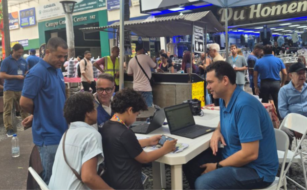 Gabinete móvel de Paulo Messina percorre bairros do Rio e ultrapassa 3,6 mil atendimentos a famílias atípicas