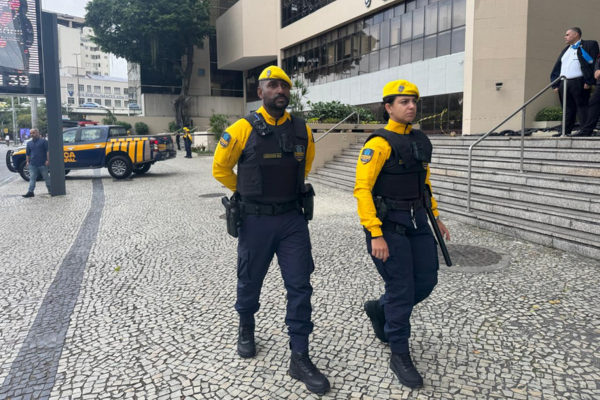 Forca Municipal em Botafogo
