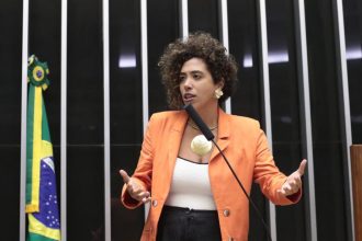 Talíria Petrone no plenário da Câmara dos Deputados