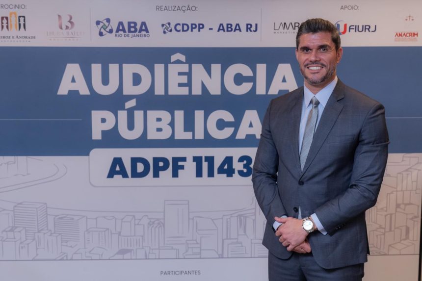 Arthur Carvalho, que coordenou reunião sobre spywares na ABA-RJ